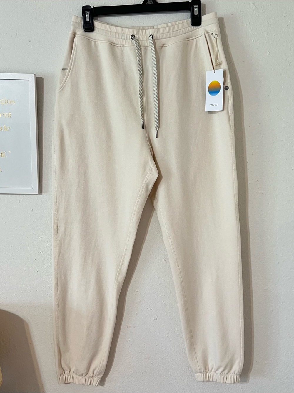 NWT Vuori pants